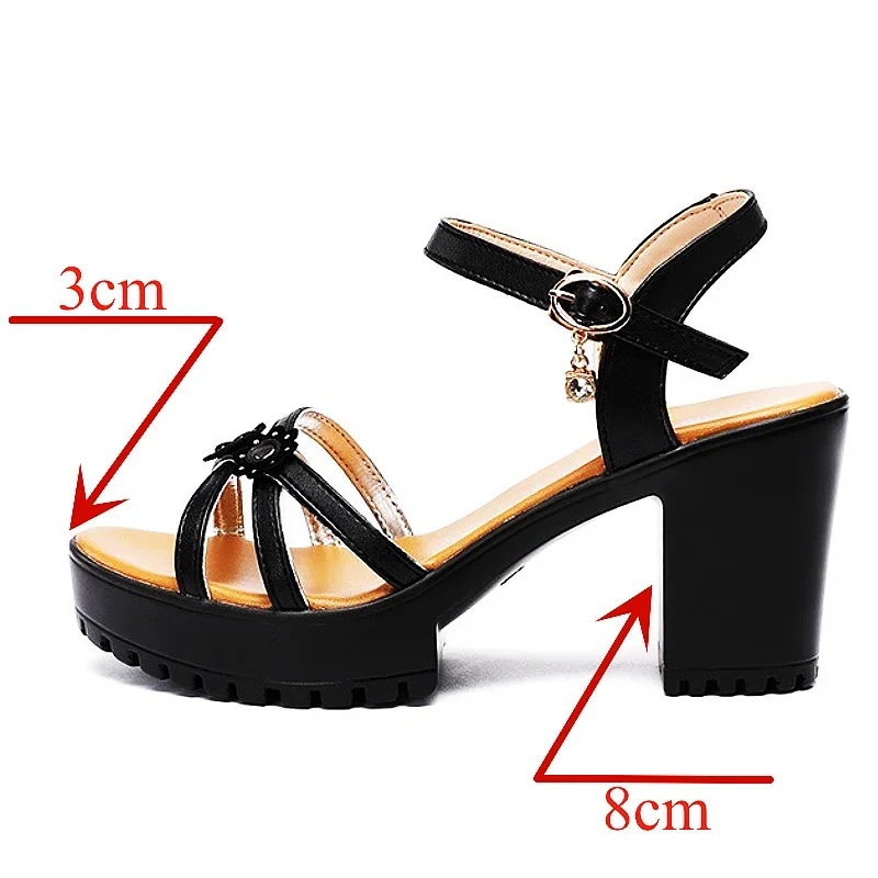 Sandali con plateau in morbida - Casual Sandal Leather recensione e prezzo